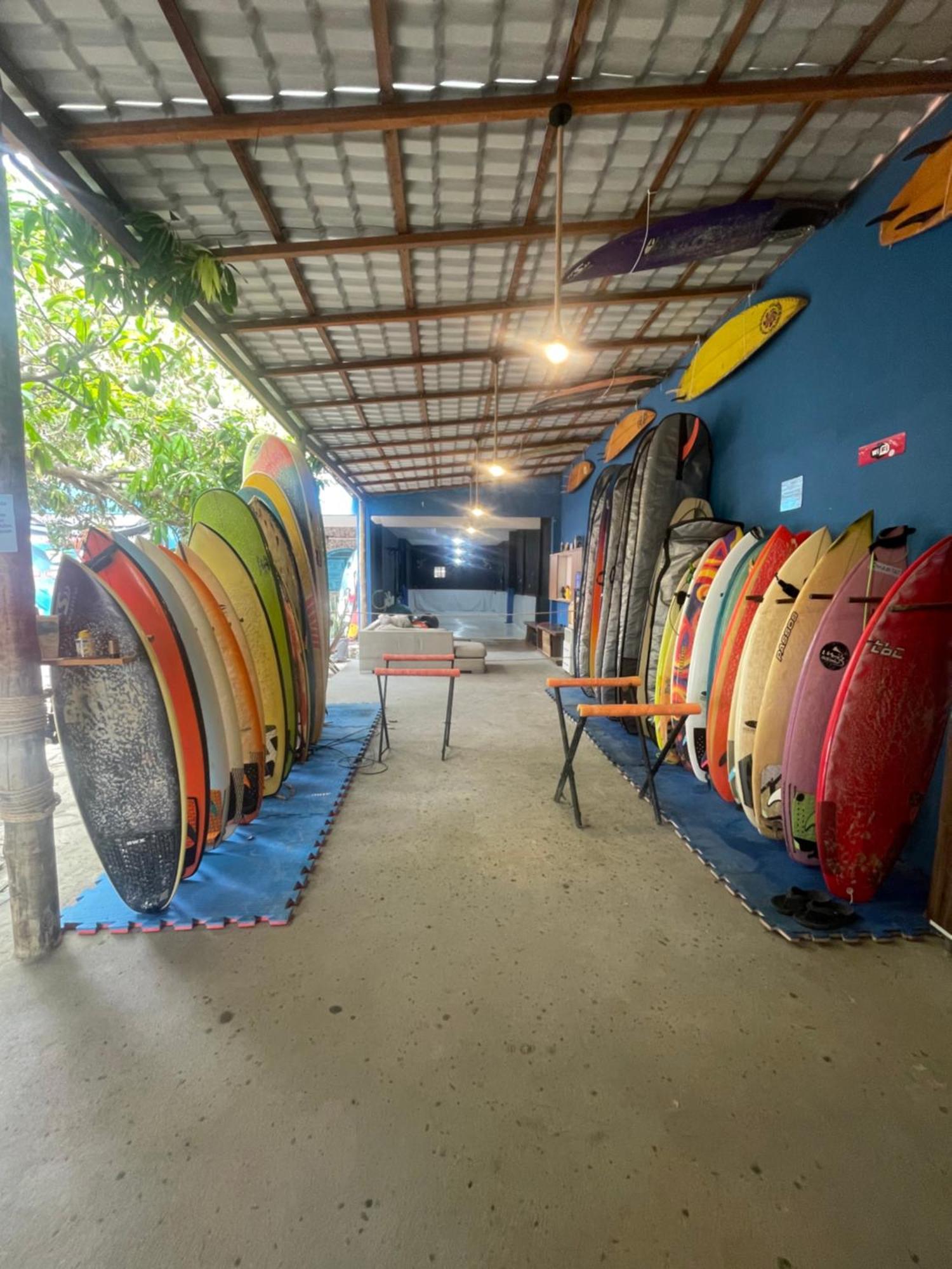 Sequencia Surf Paradise E Hostel *